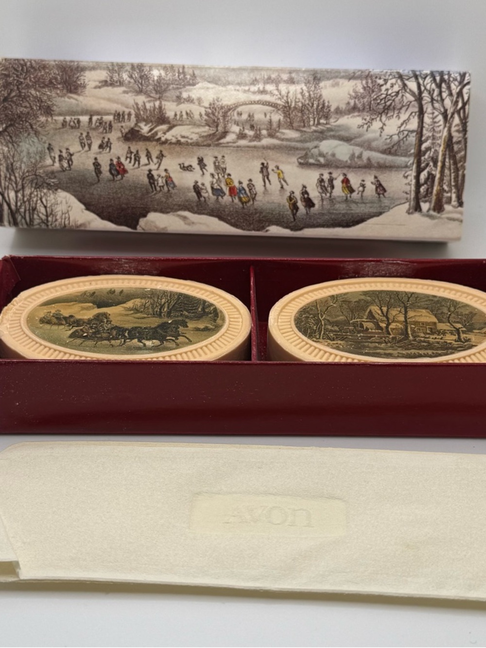 Vintage Avon Winterscapes Soap Set Currier Ives Boxed 2 Bars 1876 for display